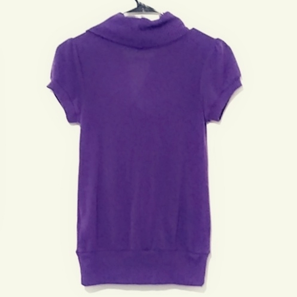 Active Basics Sweatshirt - Picture 2 of 2